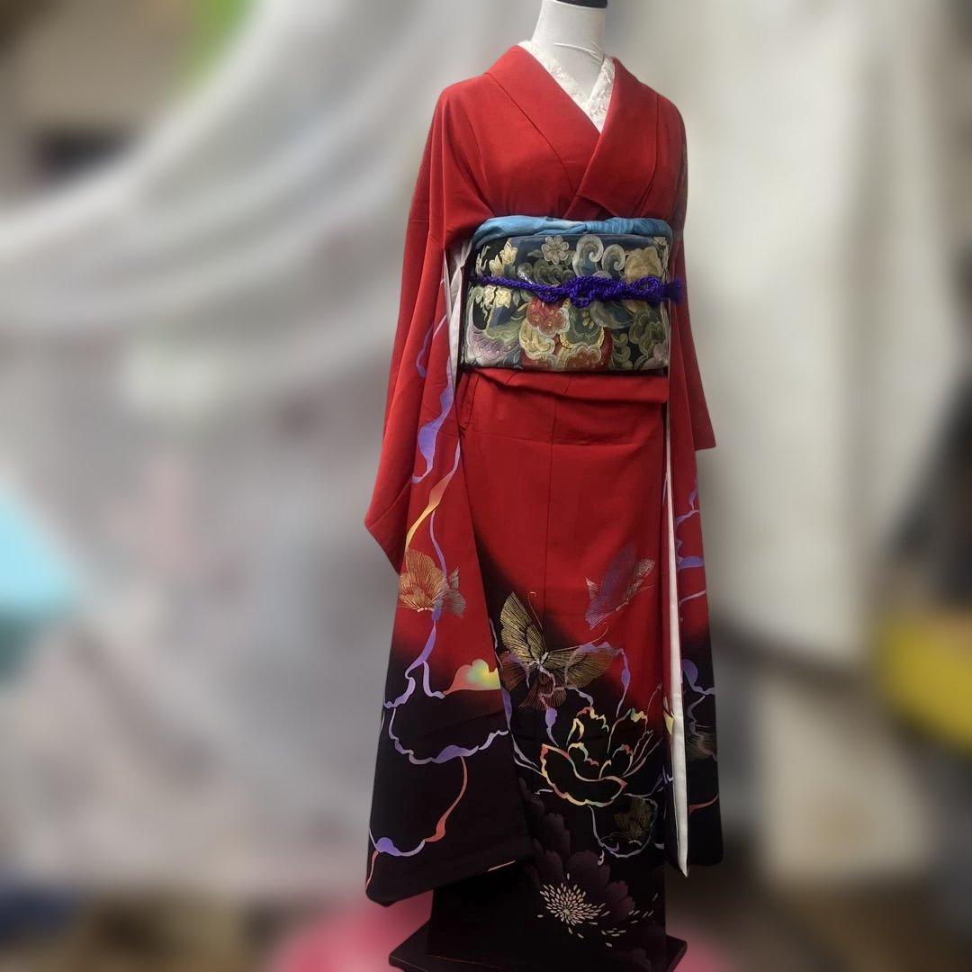 赤 蝶模様 振袖