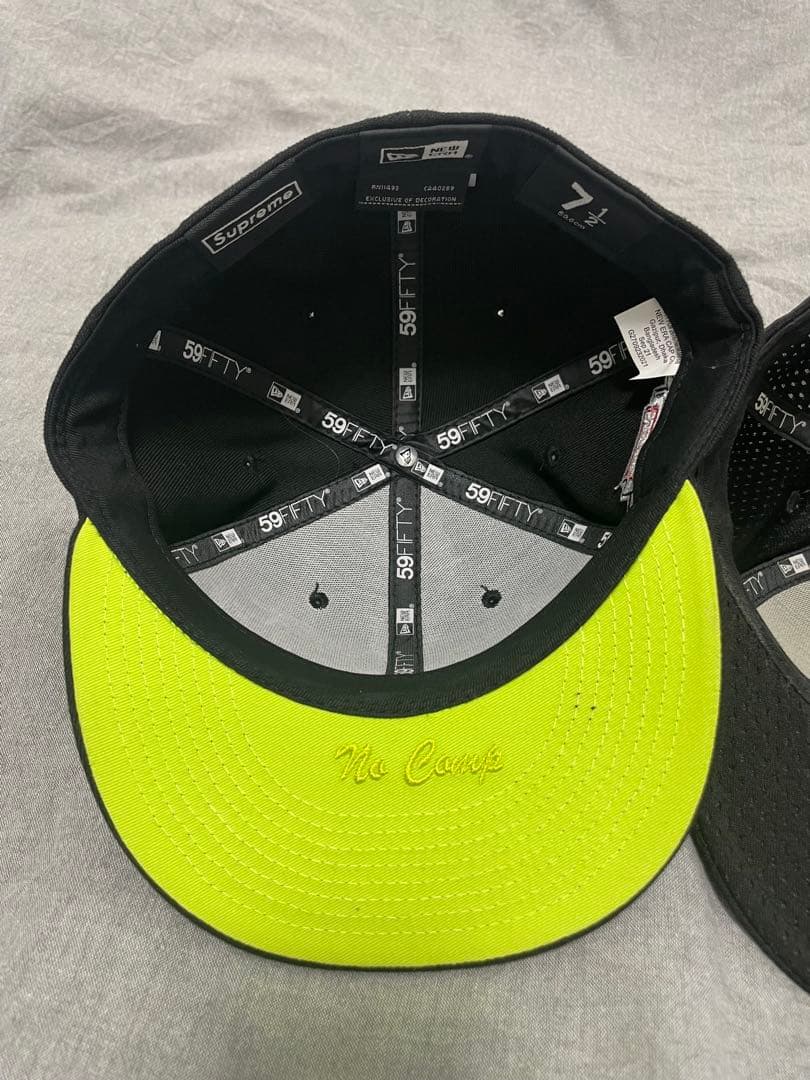 supreme ニューエラ　2つセット