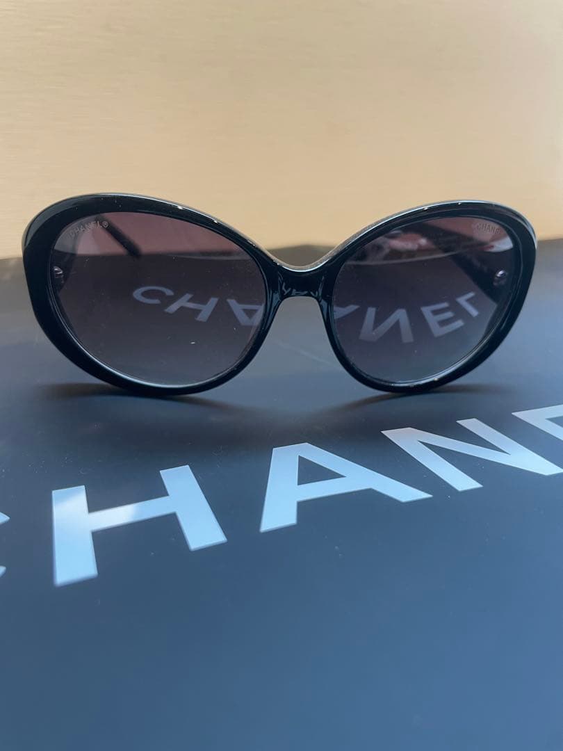 【極美品】CHANEL マトラッセ ラウンド サングラス ブラック