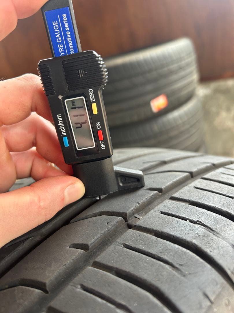 225/50R17コンチネンタル4本セット　レヴォーグ、ゴルフなど ②