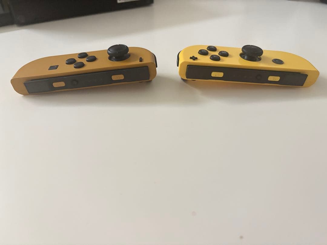 Nintendo Switch Let's Go! Pikachu!セット