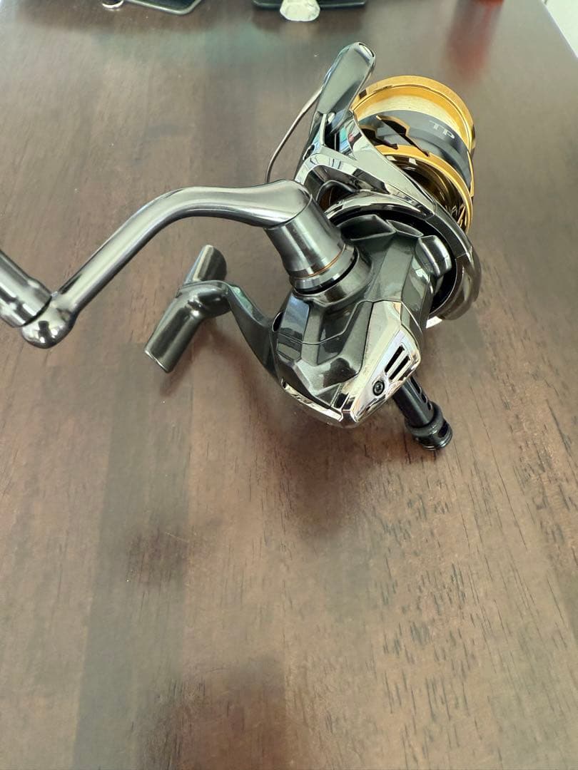 SHIMANO TWIN POWER C5000XG スピニングリール