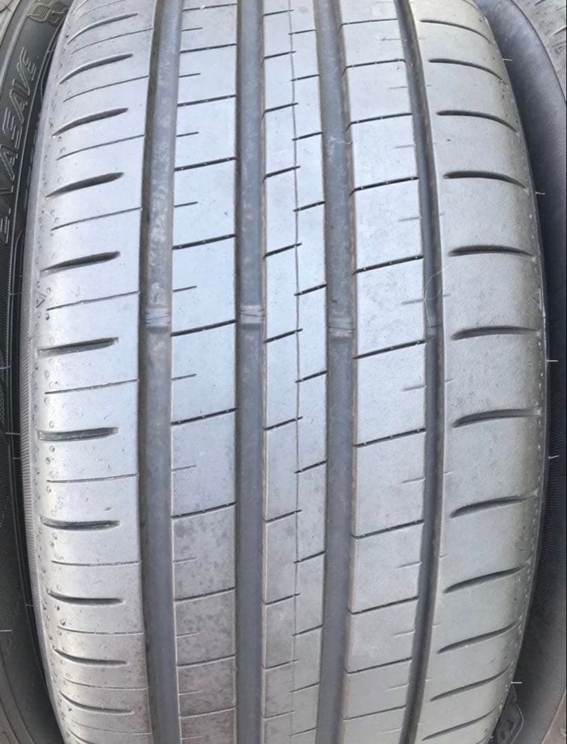 ross@  225/45 R18DUNLOP ラジアルタイヤ4本セット。