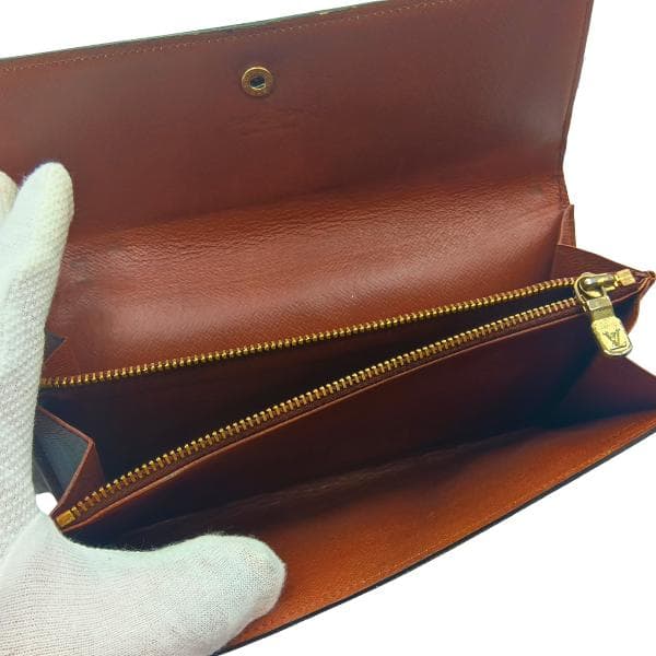 ルイヴィトン 長財布 モノグラム ポルトモネクレディ 二つ折り 財布　0080