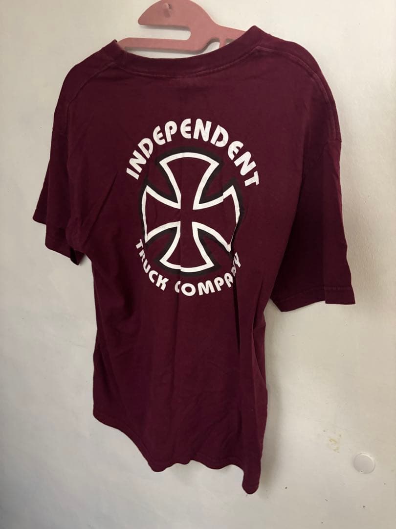 B*す様 INDEPENDENT バーガンディ Tシャツ L 古着
