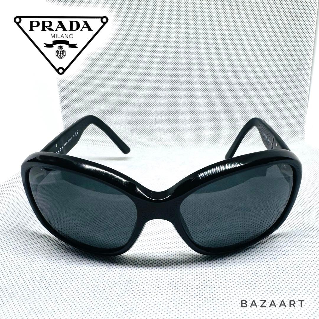 PRADA プラダ サングラス SPR10M 三角メタルロゴ 黒 ブラック