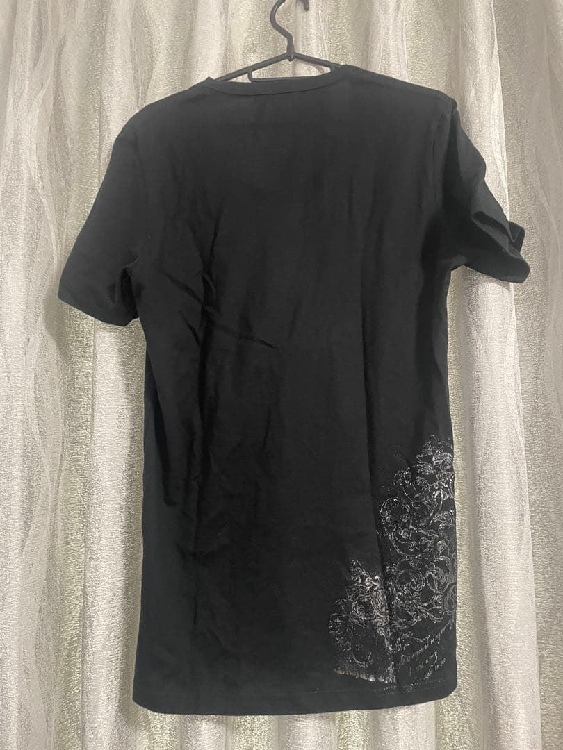トルネードマートシルバー箔グラフィックプリント 半袖Tシャツ 黒 L