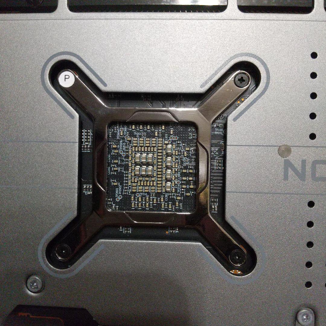 【ジャンク品】SAPPHIRE NITRO+ Radeon RX7700 XT