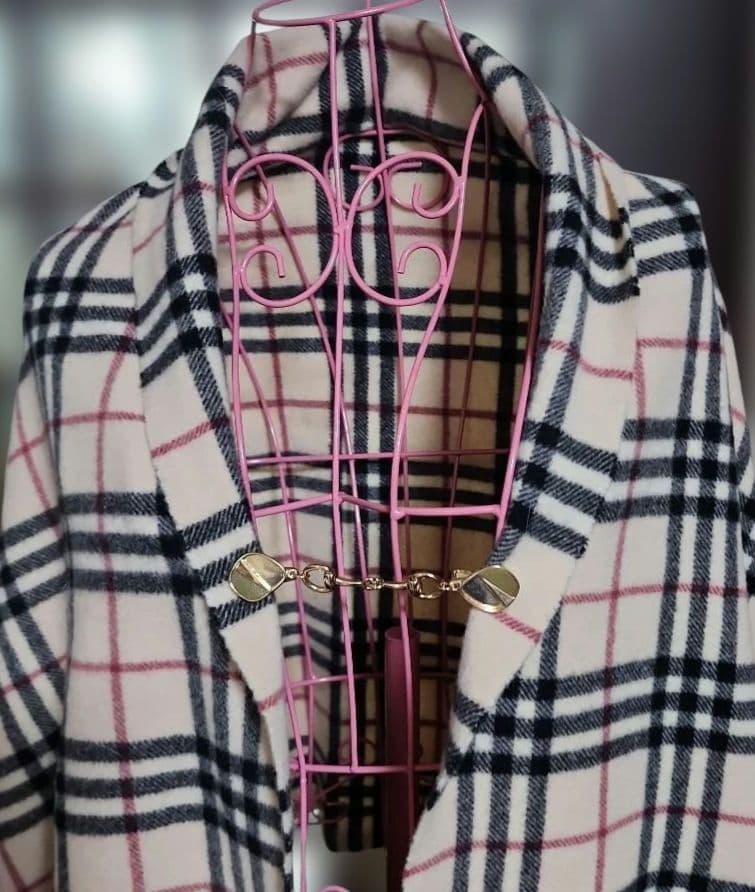 BURBERRY　チェック柄 ショール ベージュ 黒