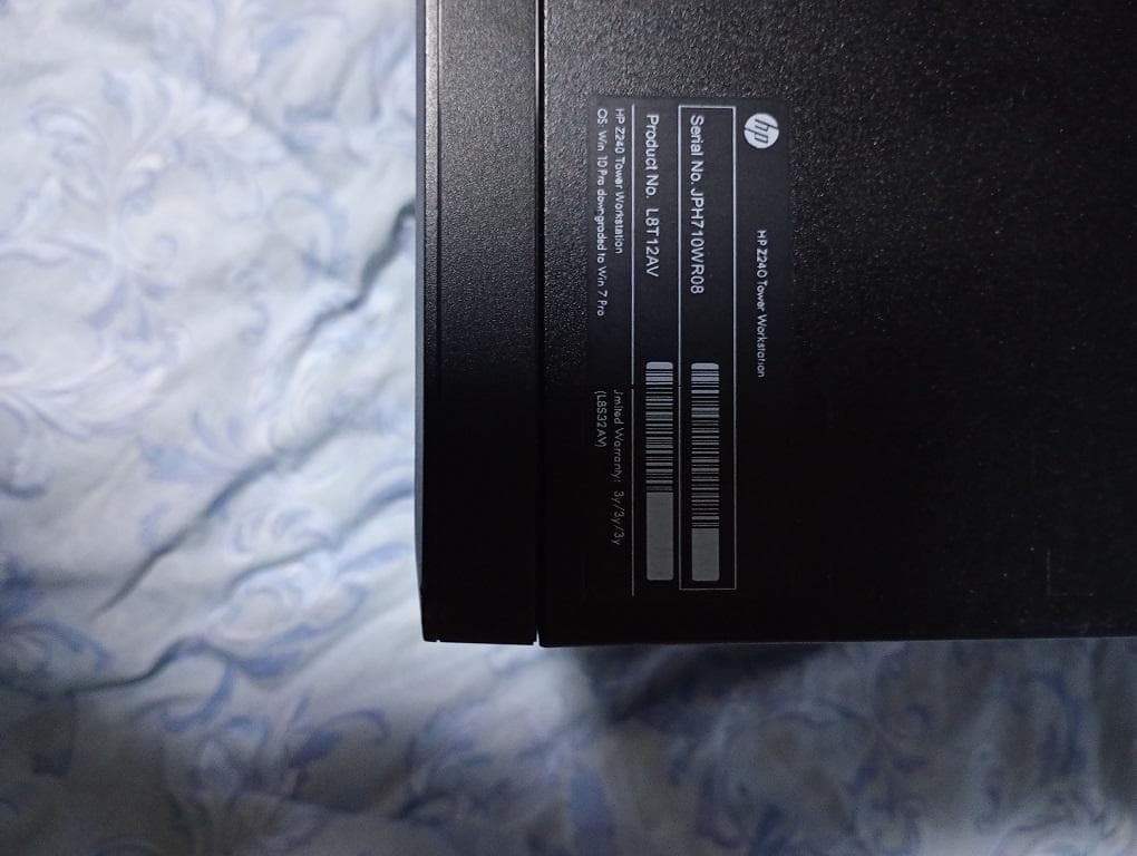 HP Z240　Windows11　SSD256　RAM 8GB　DVD-RW