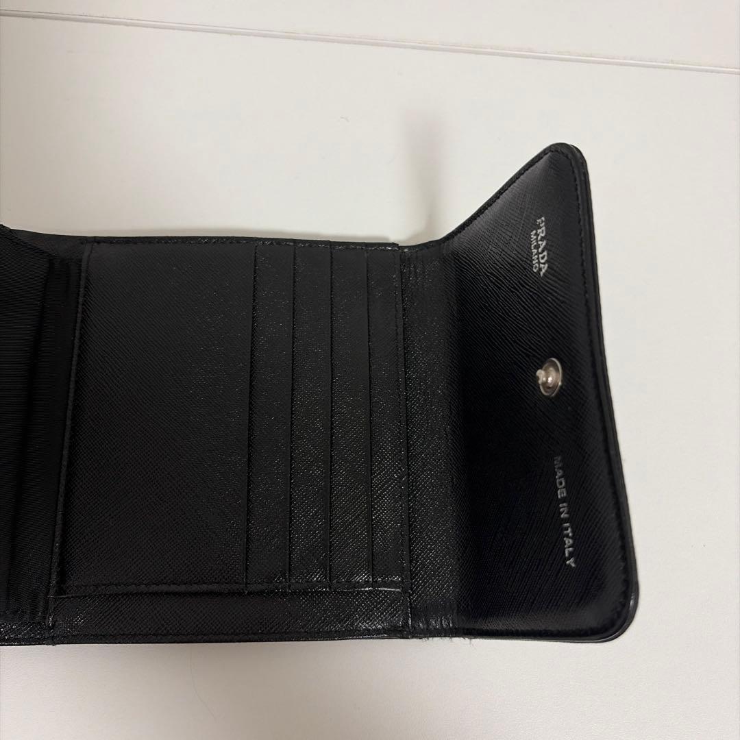 ヌ*ロ様 PRADA 三つ折り財布 黒