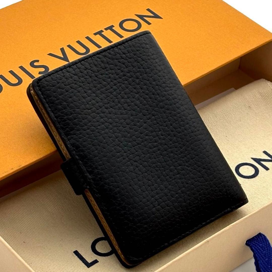 【未使用に近い】ルイヴィトン LV ヴェルティカル コンパクト トリヨン