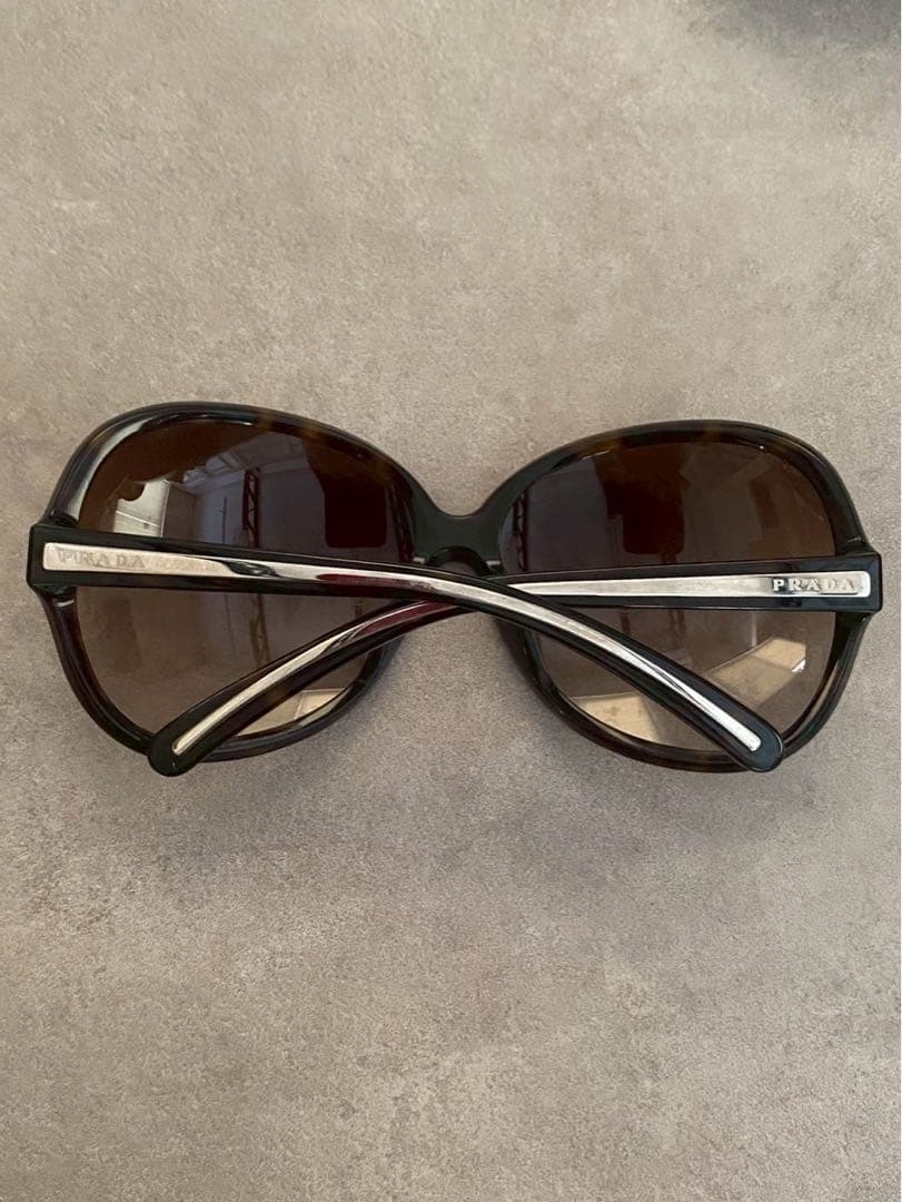 PRADA サングラス ケース付き 64◻︎152AU-6S1 125 3N