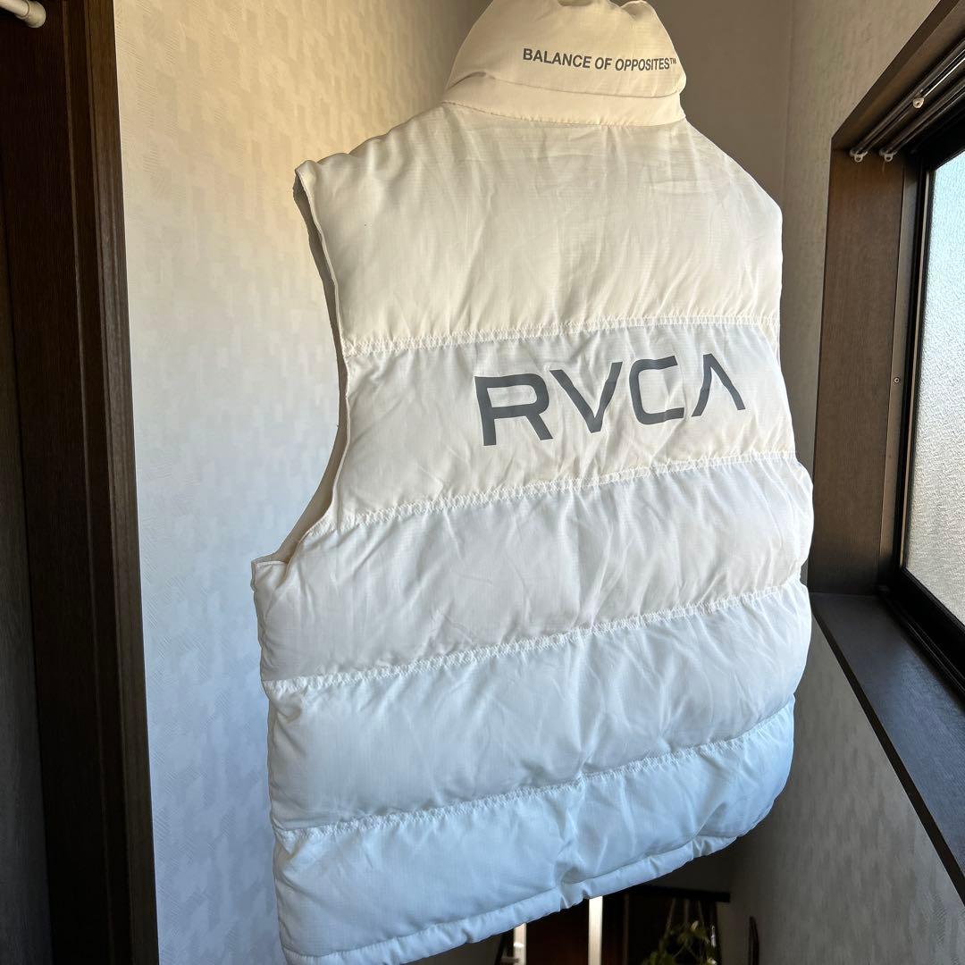 RVCAダウンベスト