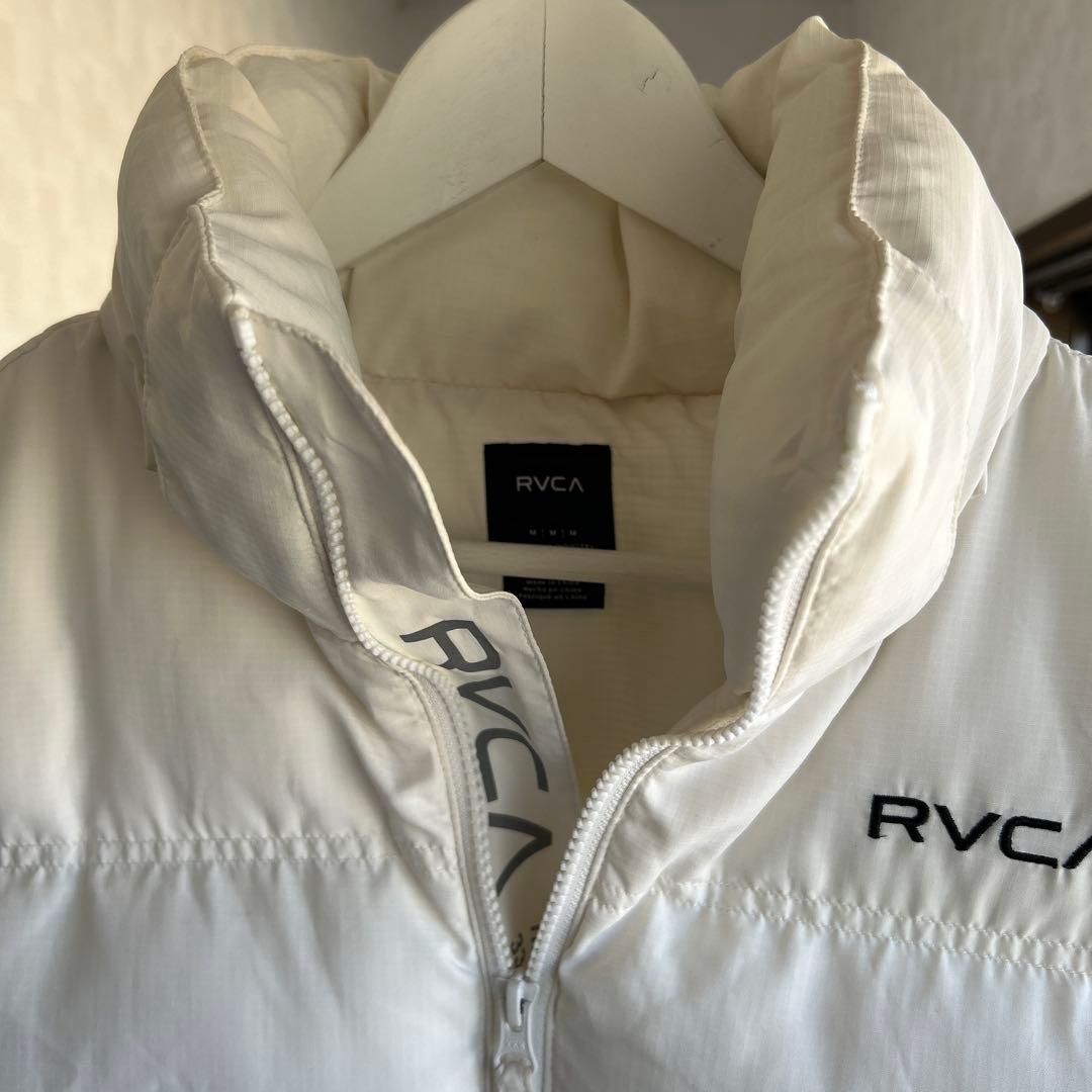 RVCAダウンベスト