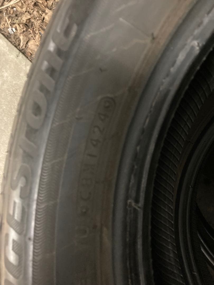 ブリヂストン 175/65R15 夏タイヤ　4本