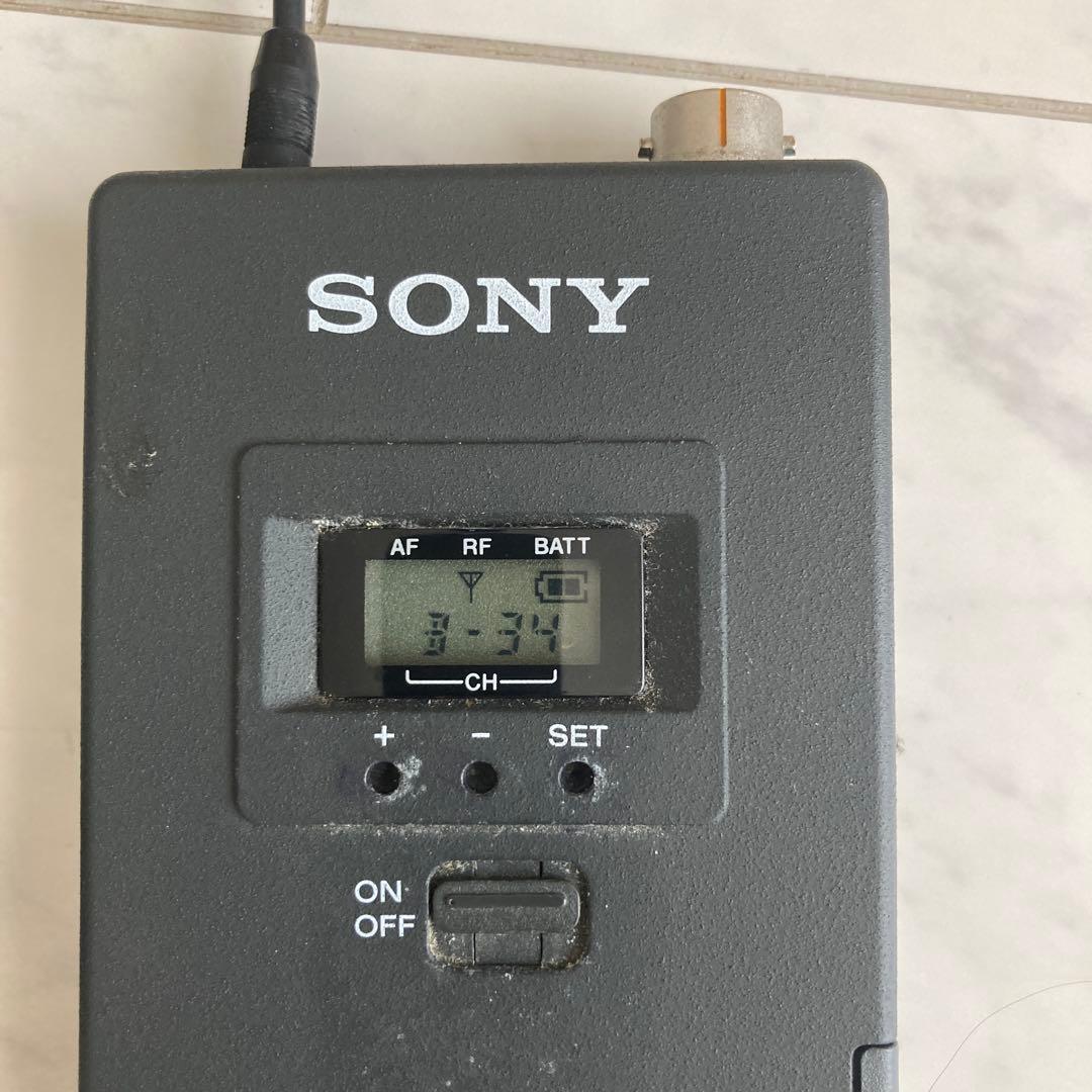 SONY ソニー WRT-822 ワイヤレストランスミッター マイク 送信機 ①