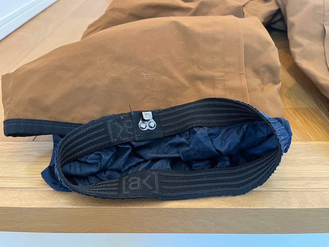 Burton AK GORE-TEX スノーボードパンツ ブラウン