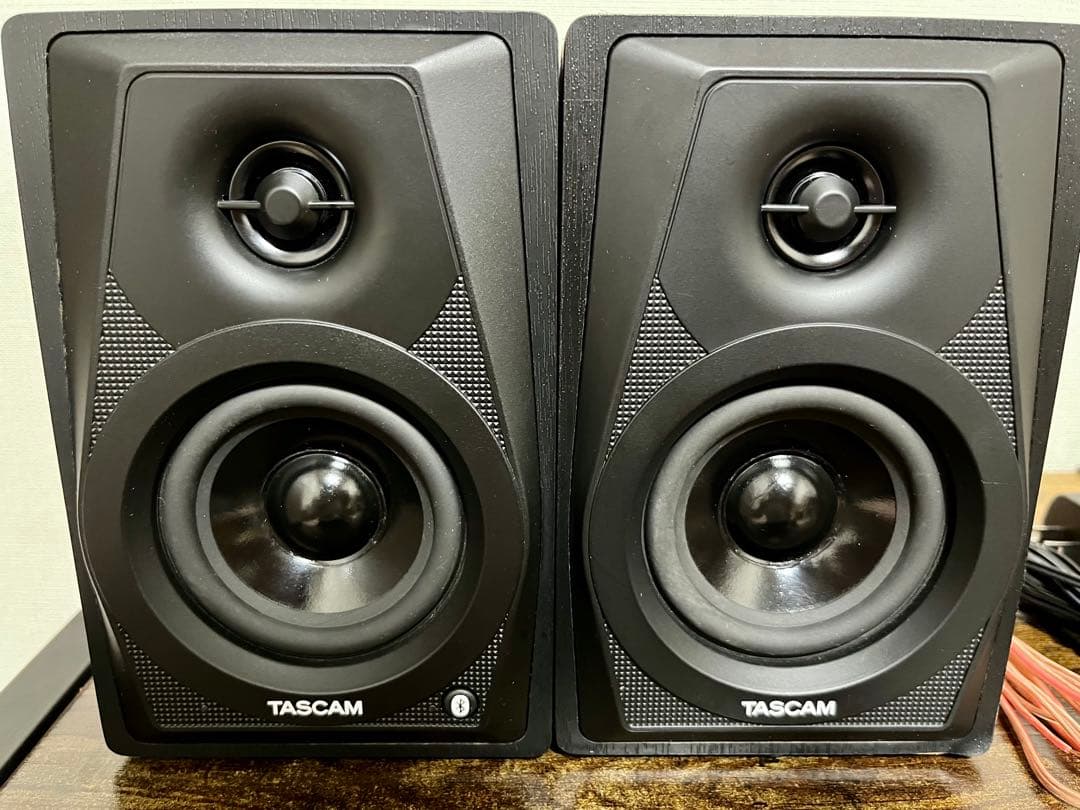 TASCAM VL-S3BT Bluetoothスタジオモニタースピーカー