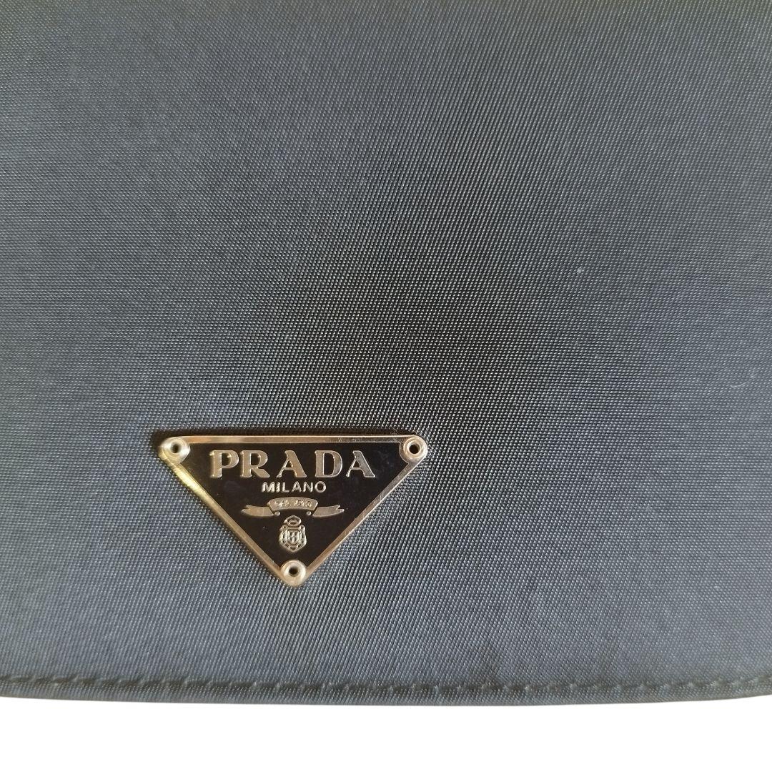 PRADA 二つ折り財布 ナイロン 黒 美品 正規品