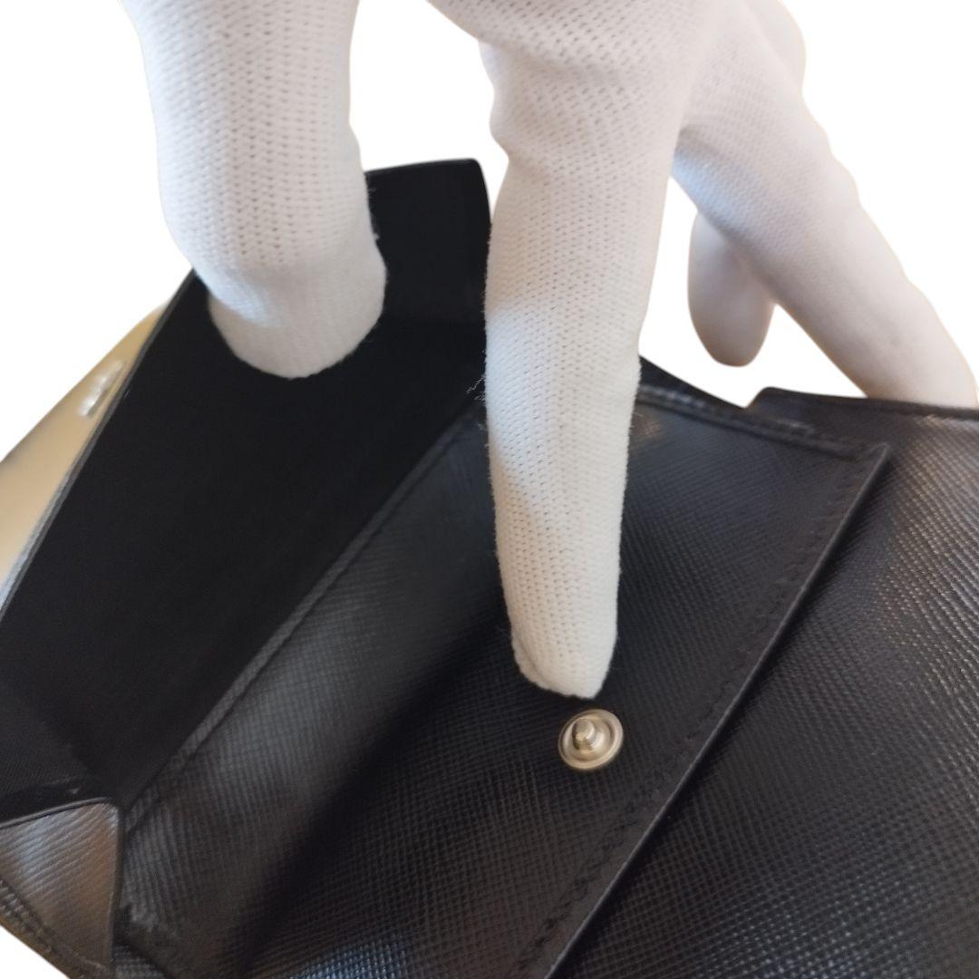 PRADA 二つ折り財布 ナイロン 黒 美品 正規品