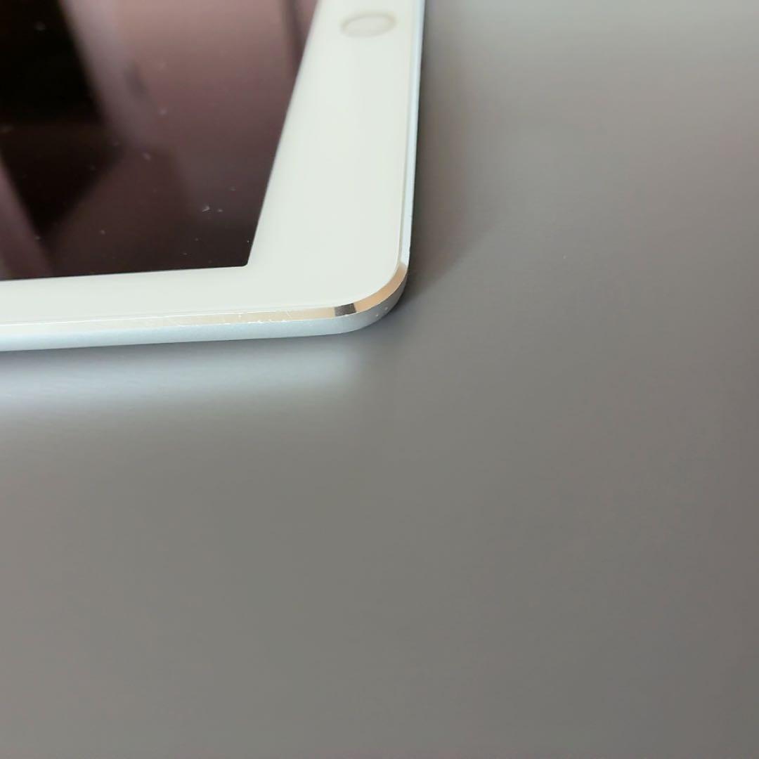 iPadAir2 シルバー Wi-Fiモデル