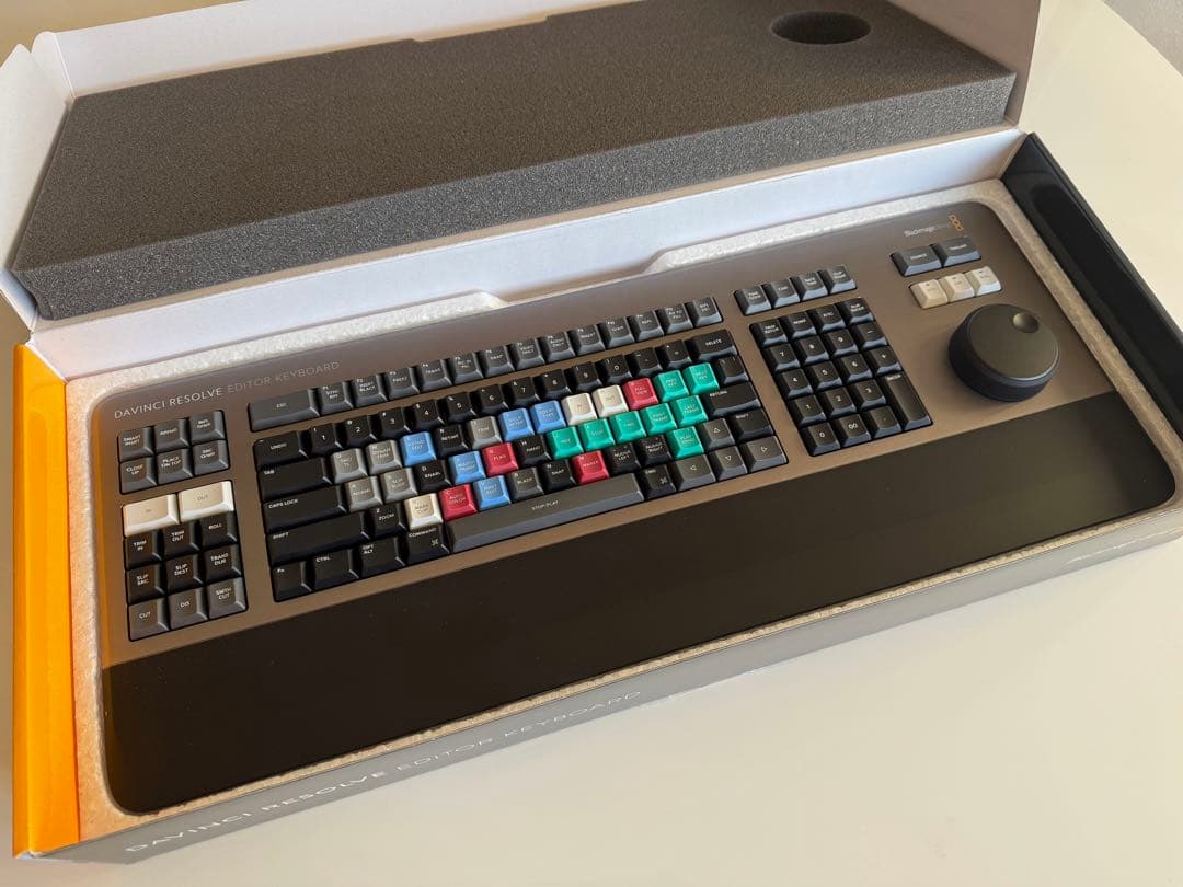 DaVinci Resolve Editor Keyboard 本体