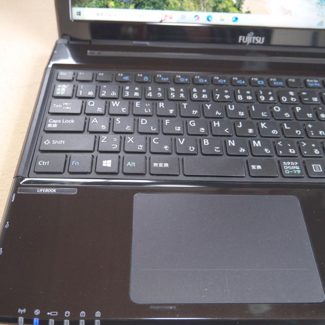 富士通 FMV LIFEBOOK WA1/R Core i3 Win10 SSD