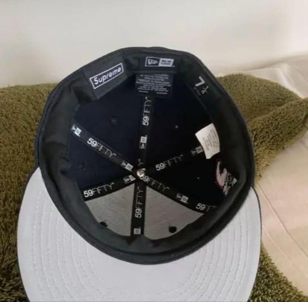 美品 supremeキャップ