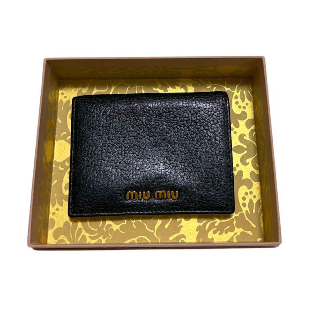 miu miu ミュウミュウ マドラスコンパクトウォレット 二つ折り財布 黒