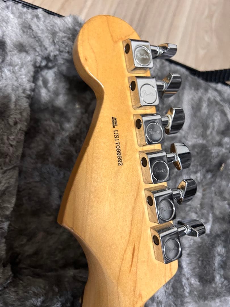 Fender American Professional ストラトキャスター