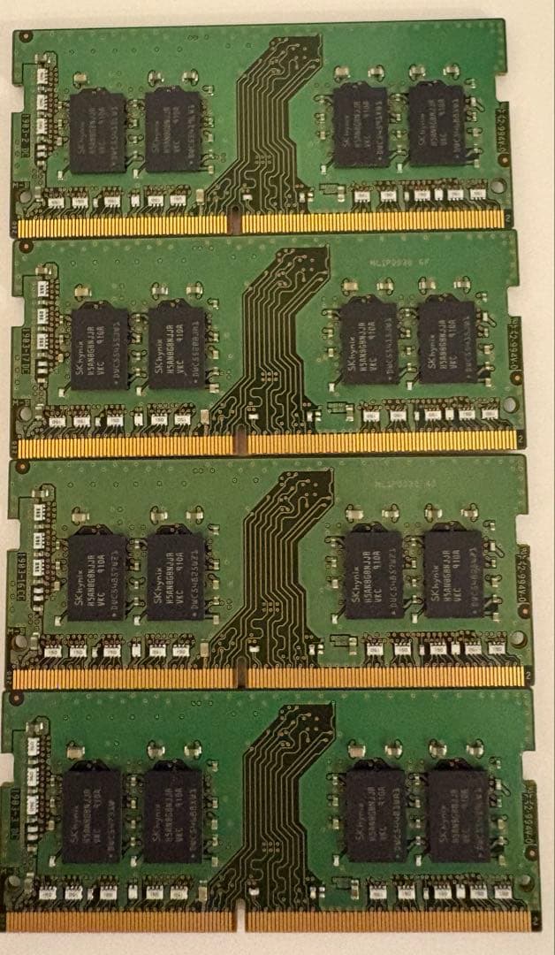 SK hynix 8GB DDR4 PC4-2666Vメモリー4枚