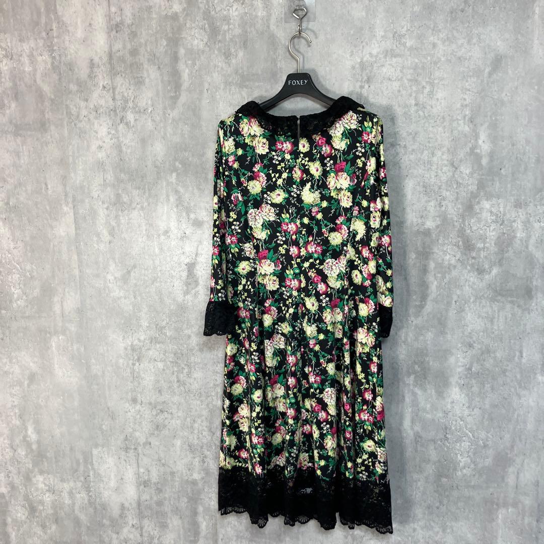 新品 SUPER BEAUTY 花柄ワンピース 42