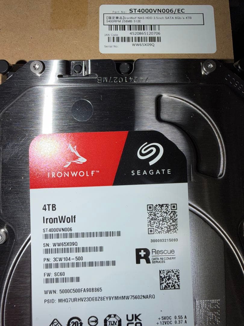 美品 Seagate IronWolf nas用 HDD 4TB 2台 起動6回