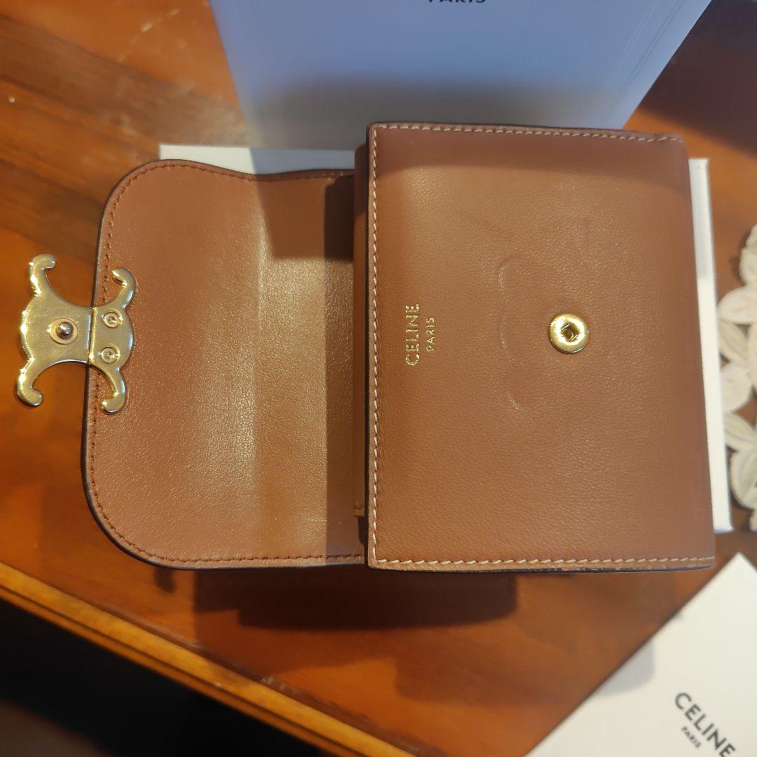 お値下げしました！CELINE トリオンフ ブラウン 三つ折り財布
