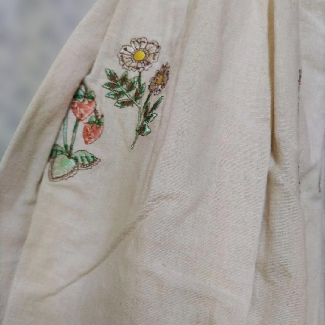 フランシュリッペ　刺繍　スカート
