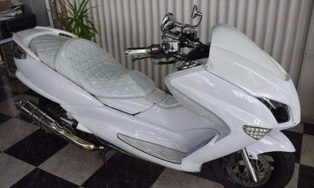 【新品・社外】ヤマハ マジェスティ4D9 SG20J シートカバー 艶あり 白