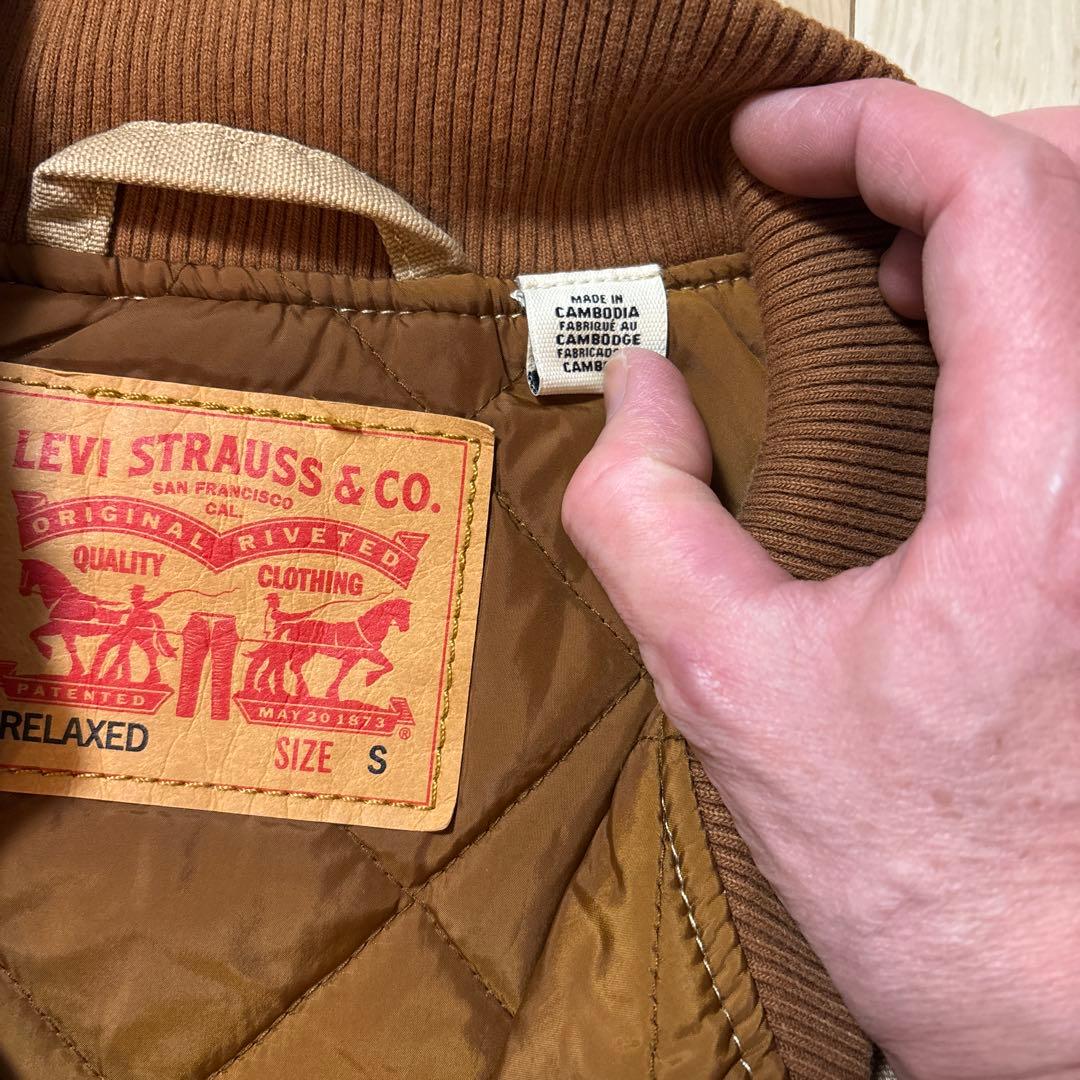 美品❣️ LEVI’S WORKWEAR ベスト　ダウン　ベージュリーバイス S