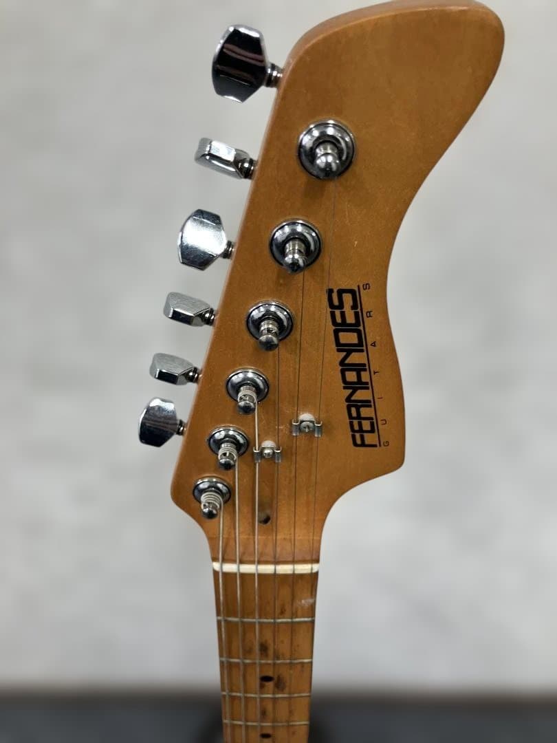 中古品 フェルナンデス（Fernandes）のエレキギター ストラトキャスター