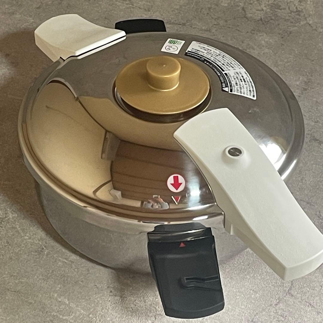 未使用　アサヒ軽金属 ゼロ活力なべ パスカル 3.0L(M) 蒸し器付　レシピ付
