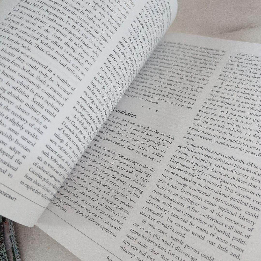 Essential Readings in World Politics 第7版