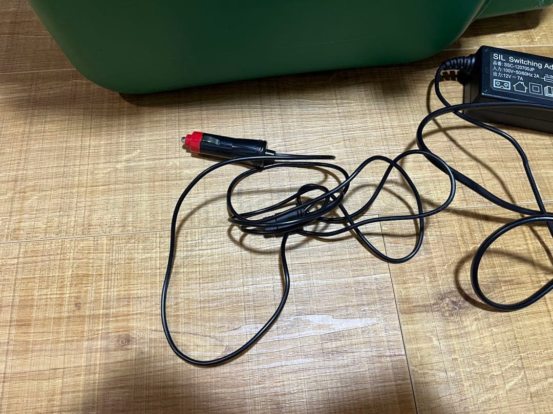 HITACHI コードレス冷温庫　UL18DSL （中古）