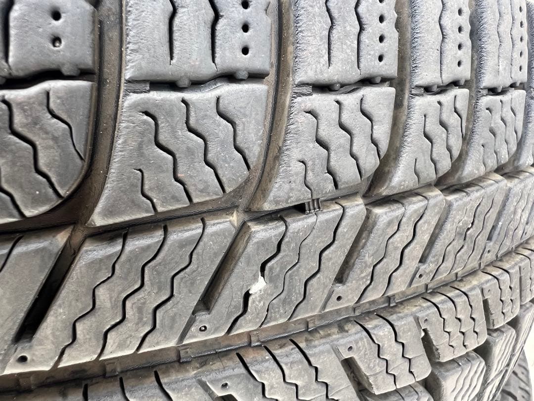 ①2019年製 スタッドレス 195/80R15 ミシュラン 4本セット 冬