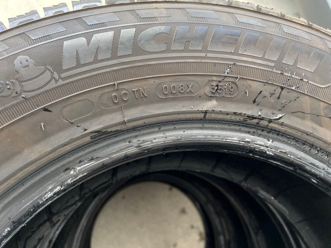 ①2019年製 スタッドレス 195/80R15 ミシュラン 4本セット 冬