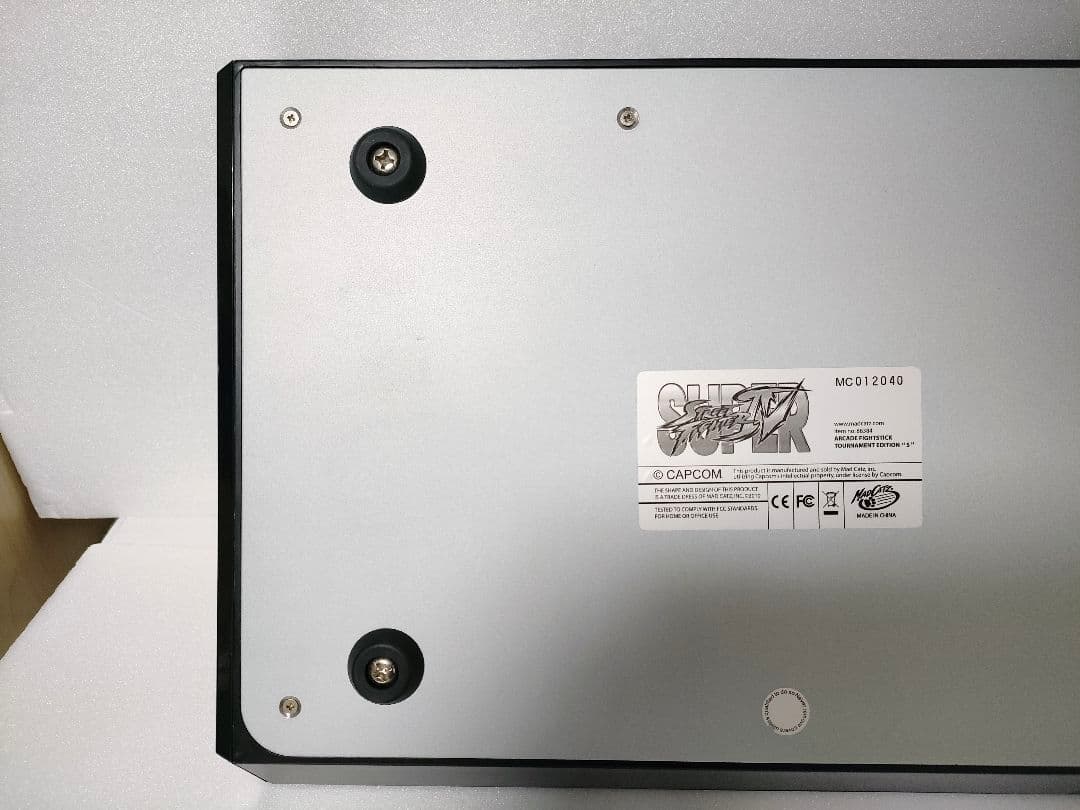 スーパーストリートファイターIV アーケードコントローラー マッドキャッツ TE