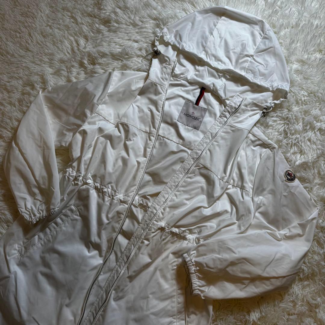 タグ付き未使用✨️MONCLER スプリングコート ナイロンジャケット 白