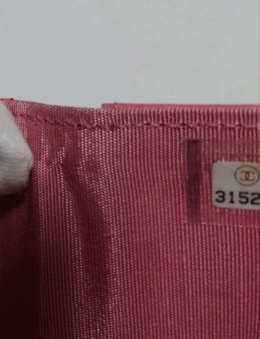 【新品】CHANEL シャネル　三つ折　コンパクト財布