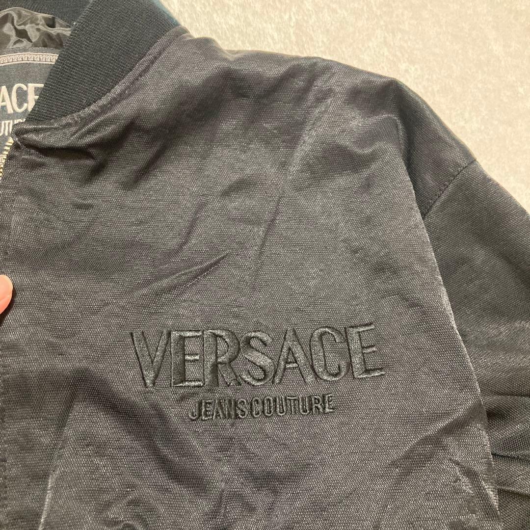 【もも】VERSACE ヴェルサーチ　ヴィンテージ　ブルゾン　刺繍入り