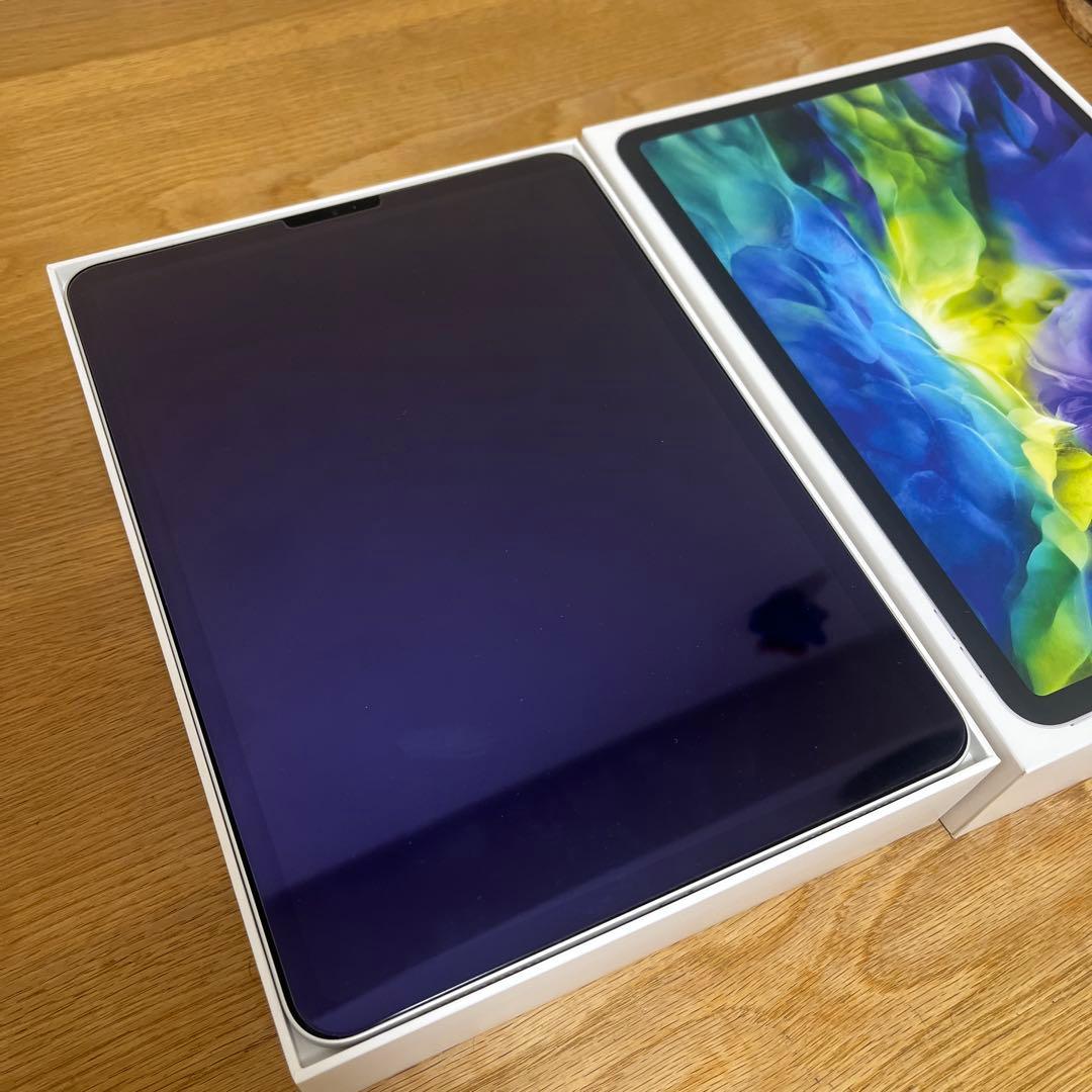 iPad Pro 11インチ　第二世代　256GB シルバー