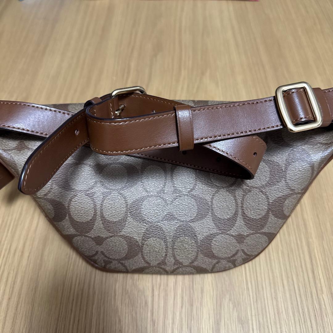 NAOMIさん専用・COACH ボディバッグ・ウエストポーチ ベージュ